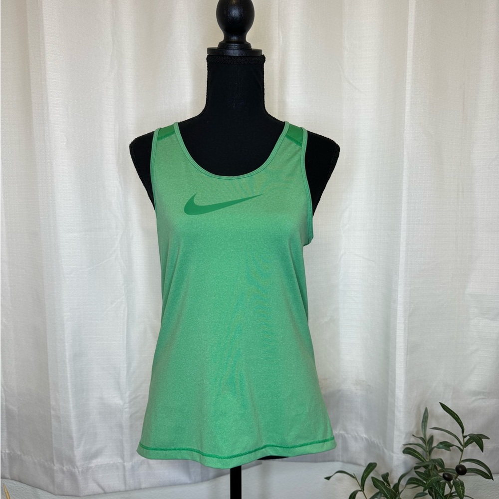 Nike Pro Women’s Tank Top Green Medium